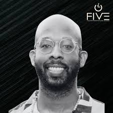 Jonathan Quest's Instagram, Twitter & Facebook