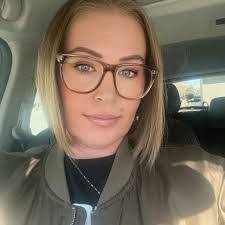 Marlene Labauve's Instagram, Twitter & Facebook