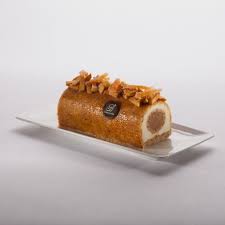 Buche Pom Pom Ii Creer Pour Les Patissier Des Pays De La Loire En Partenariat Avec Cointreau Buche De Noel Patissiere Noel