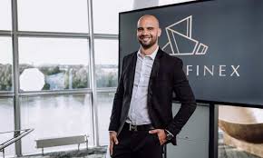 Dahinter stehen walter temmer und seine mitinvestoren nikolaus gabriel, christoph jöbstl und gernot labudik. Mike Sorce Von Immofinex Mit Immobilien Die Perfekte Altersvorsorge