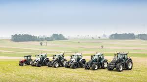 Learn how different types of tractors are divided according to their usage potential. Valtra Products Tractors And Smart Farming Valtra
