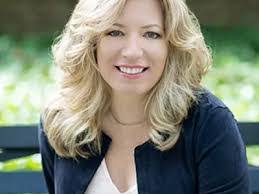 Debra Heiser's Instagram, Twitter & Facebook