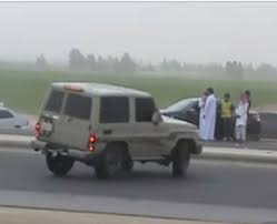صورة واضحة أثناء المراحل الأولى لبناء المجمع المقرابي البصري (ota) ويظهر فيها موظفون وهم يقيسون دعامات المجمع المقرابي البصري والحاجز الثانوي لهابل. ØªÙØ­ÙŠØ· Ø±Ø¨Ø¹ Ù„Ø³ÙŠØ§Ø±Ø© Ø¬ÙŠØ¨ Ø§Ø­ØªØ±Ø§ÙÙŠ Ø¨Ø§Ù„ÙÙŠØ¯ÙŠÙˆ Ra2ed