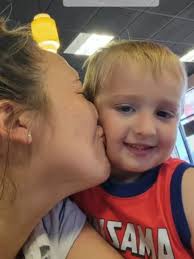 Disney influencer Keeley Whitcomb's children dead, husband in ICU after car  crash