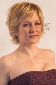 Dena Barr (denabarrredfarm)