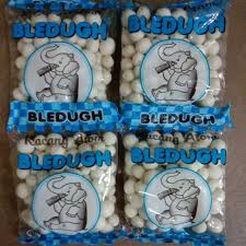 Kue kacang enak gurih dan renyah. Beli Bledugh 70gram Pilus Bledugh2000 Kacang Atom Bledugh Seetracker Indonesia