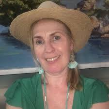 Cindy Vos's Instagram, Twitter & Facebook