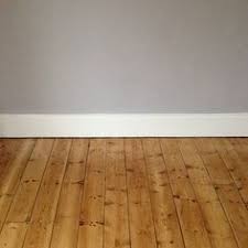 White Skirting Board Grey Walls Google Search Gray Painted Walls Painted Wooden Floors Floor Skirting
