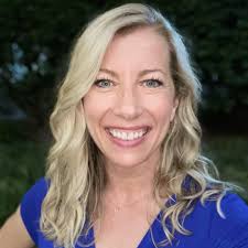 Is a smaller boat with max 12 passengers worth the money for a Capri boat  tour?