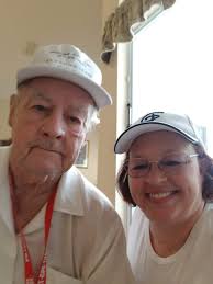 I love when I get to present prizes in person. Mary Carnley I just love you  girl. Congratulations 🎊