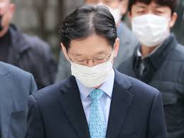 이 지사는 오는 17일 경남으로 발걸음을 옮겨 친문(친문재인) 핵심인 김 지사와 만나 광역권 대도시의 과제와 해결방안에 대해 논의한다. ë¡œí†¡ë‰´ìŠ¤ ê¹€ê²½ìˆ˜ ê²½ë‚¨ì§€ì‚¬ì˜ ë°œëª© ìž¡ì€ ë„¤ì´ë²„ ë¡œê·¸ ê¸°ë¡ ê·¸ë¦¬ê³  ì¼ê´€ëœ ì§„ìˆ 