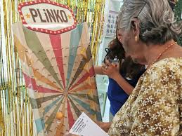 Spot any old-school snacks from childhood? 👀 Last month, our seniors from  our AAC at Taman Jurong got to experience an indoor pasar malam, kindly  organised by Singtec! There was a wide