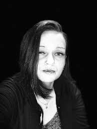 Nicole Fleet's Instagram, Twitter & Facebook