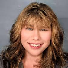 Tara Stahl at Front Door Real Estate Team