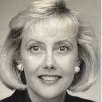 Elaine Kloss's Instagram, Twitter & Facebook