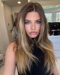 Maya Avery's Instagram, Twitter & Facebook