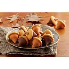 Kisses Acorn Treats Recipe Acorn Cookies Thanksgiving Treats Fall Treats