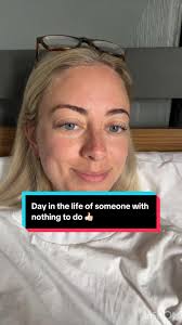 Watch me waste the day lol Lots of painting, lots of eating and lots of  drinking 👀 Day in the life of Jess Lambert 👍🏻