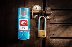 When Should You Use A Graphite Lubricant And Not A Multi Purpose Oil Q20