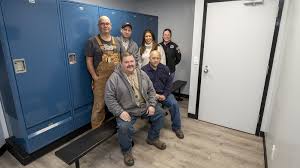 Before and after: Locker room renovation improves morale for police officers