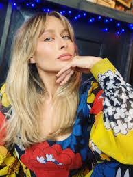 Tessa Miller's Instagram, Twitter & Facebook