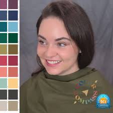 I love my job 😍 Each client in my chair is SO beautiful and when their  color palette is revealed, that beauty is enhanced and celebrated!  Jessica's palette is Neutral/Warm, medium chroma,