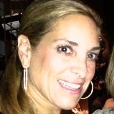 Dianne Kaseta's Instagram, Twitter & Facebook