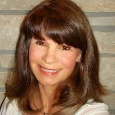 Mickie Brown (mickiemmm)