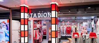 Fc union berlin sc freiburg 1. Shoppen In Stadionatmosphare Stores Shops