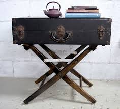 You can bring a vintage suitcase to your bedroom and make a beside table. 25 Incredible Ideas To Upcycle An Old Suitcase Almost Effortlessly Page 2 Of 2 Cute Diy Projects