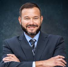 Kevin Collinsworth's Instagram, Twitter & Facebook