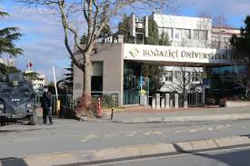 Türkiye'nin en iyileri bü'de #boğaziçibuzz. Bogazici Universitesi Abd Etkisinden Arinirken Bu Donusumun Sancilarini Yasiyoruz