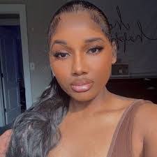 Ariel Ingram's Instagram, Twitter & Facebook