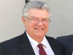 Dennis Raymond's Instagram, Twitter & Facebook