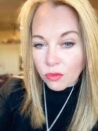 Jamie Roseberry's Instagram, Twitter & Facebook