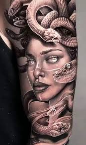 Kayla Grigsby🐉 (kayjuheard)