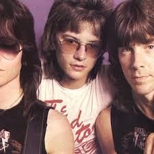 Mama's Boys music, videos, stats, and photos