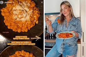 Apparently supermodel gigi hadid shared her recipe for spicy vodka pasta on instagram stories last year, and it's been all over the internet since. Gigi Hadids Rezept Fur Wurzige Wodka Pastasauce Ist Das Beste Was Ich Im Lockdown Gekocht Habe
