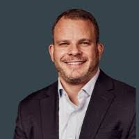 Madge Bean's Instagram, Twitter & Facebook