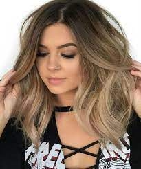 Super Gorgeous Medium Fluffy Hairstyles For Round Faces Hair And Comb Brown Hair With Blonde Highlights Brown Blonde Hair Medium Length Hair Styles
