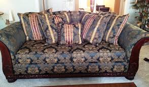 All materials are fastened with approximately 1,000 or more tacks, over 200 yd (182.8 m) of twine, and hundreds of yards of machine sewing thread. Is This Sofa Design Print Still In Fashion