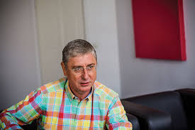 Ferenc gyurcsany — ferenc gyurcsány gyurcsány ferenc est un nom hongrois ; Gyurcsany Ferenc Nagyjabol 1 Millio Eurot Ajanlott Az Allitolagos Orban Dokumentumokert Magyar Narancs