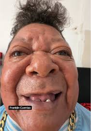 Esta Es La Familia De Marta Lee Las Frases Y Completa El Crucigrama