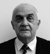 T H E p r O F E S S I O N a l