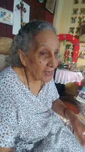 Mirla Robles's Instagram, Twitter & Facebook