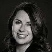 Emily Poe's Instagram, Twitter & Facebook