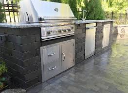 important outdoor kitchen essentials