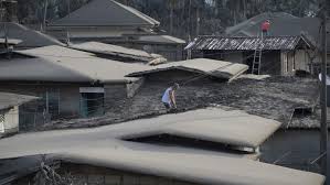 The archdiocese is currently assisting more than 3,000 evacuees who are in need of food and water. Philippine Church Appeals For Solidarity For Volcano Evacuees Vatican News