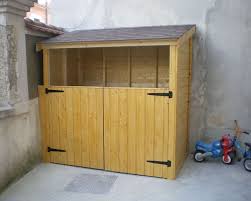 Abri A Bois Abri Poubelles Espace De Rangement Fonctionnelle Et Personnalisee Cette Construction Dispos Abris Poubelle Cacher Les Poubelles Abri De Jardin