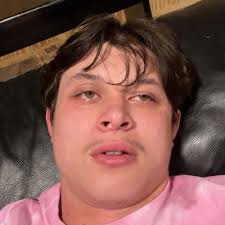 Shane Richey (@__shane1)